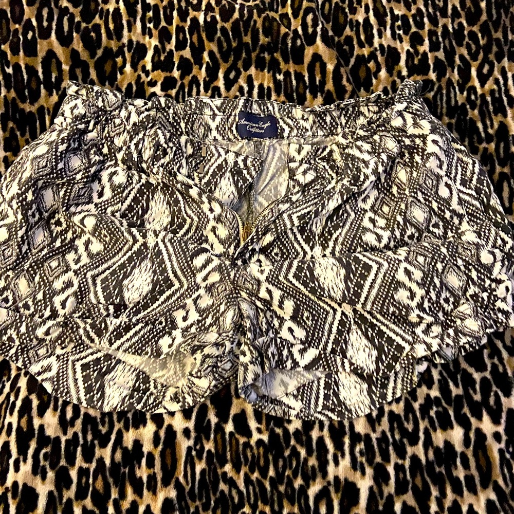 Size 14 AE shorts